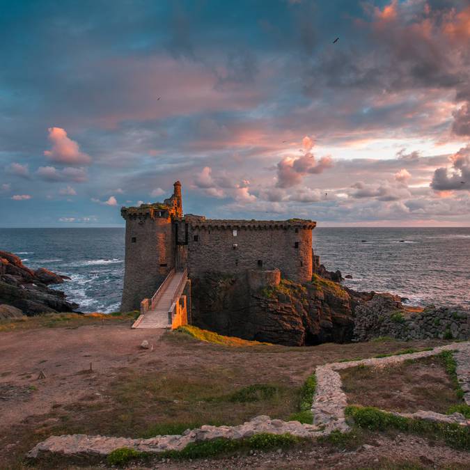 Immerse yourself in the history of L'île d'Yeu